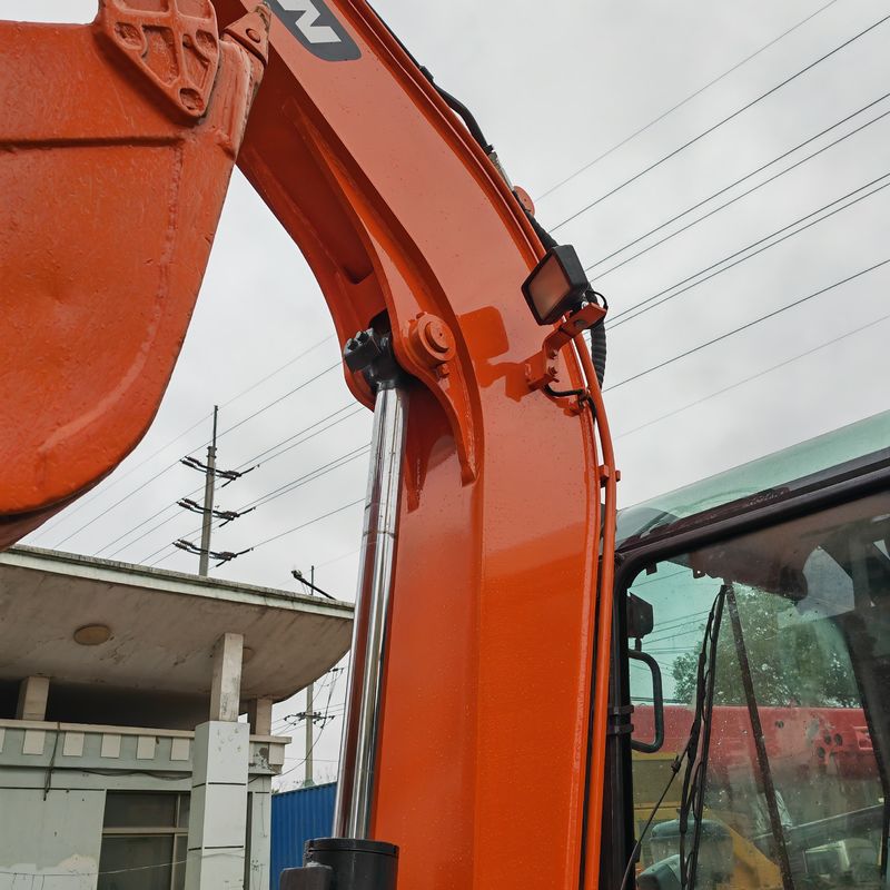 5.5 Tonnes Mini Excavateur utilisé Doosan Dx55 Excavateur utilisé 0,75m3 Capacité de seau