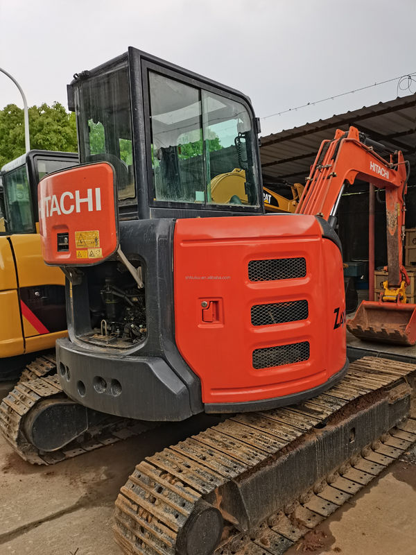 Hitachi en stock Excellente qualité Hitachi ZX55U Excavatrice hydraulique à rampe d'occasion/mini-pelée d'occasion Hitachi ZX55U Prix bon marché