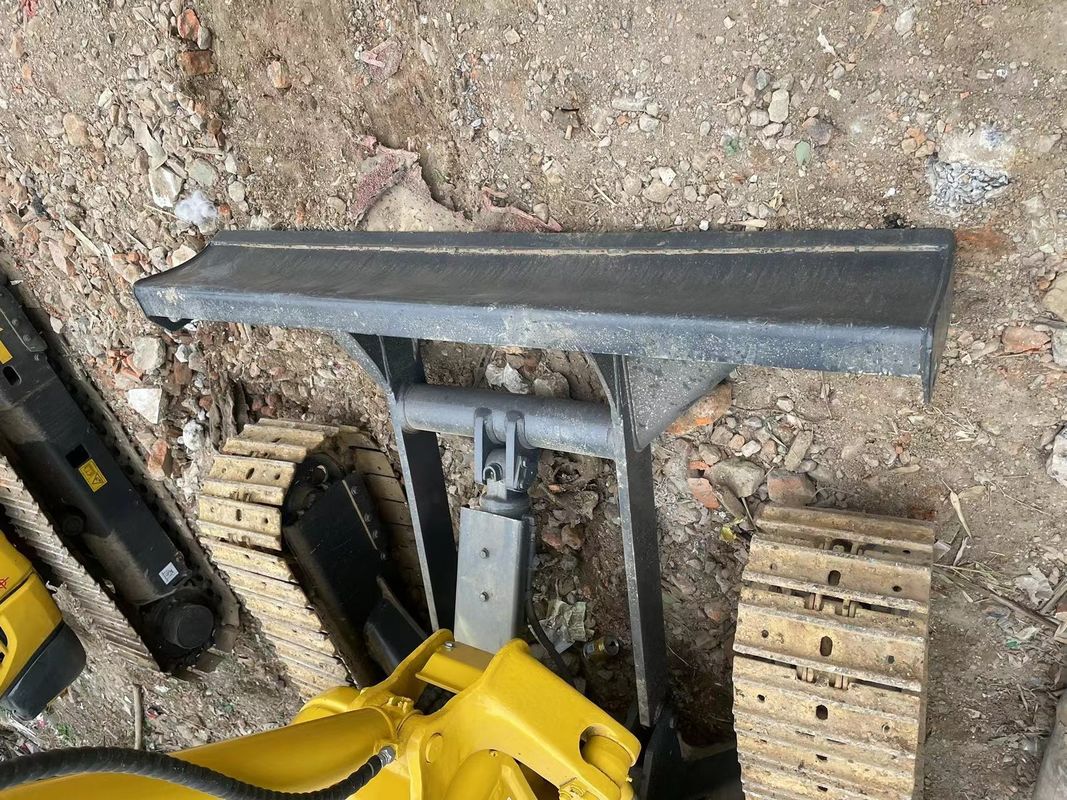 En excellent état, le PC35 est en stock. Excavateur utilisé, PC35, PC55.
