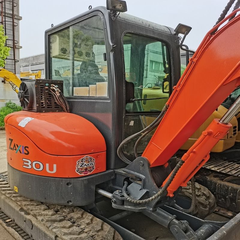 Meilleur vendeur HITACHI 30U Excavateur hydraulique à rampe d'occasion Bonne qualité/machine de creusement d'occasion HITACHI 30U vente à chaud