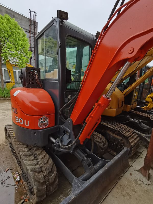 Meilleur vendeur HITACHI 30U Excavateur hydraulique à rampe d'occasion Bonne qualité/machine de creusement d'occasion HITACHI 30U vente à chaud