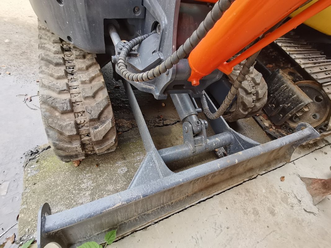 Meilleur vendeur HITACHI 30U Excavateur hydraulique à rampe d'occasion Bonne qualité/machine de creusement d'occasion HITACHI 30U vente à chaud