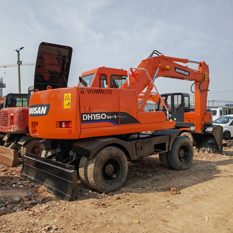 Excavateur à roues neuves de seconde main DOOSAN DH150W-7 Excavateur à quatre roues d'occasion