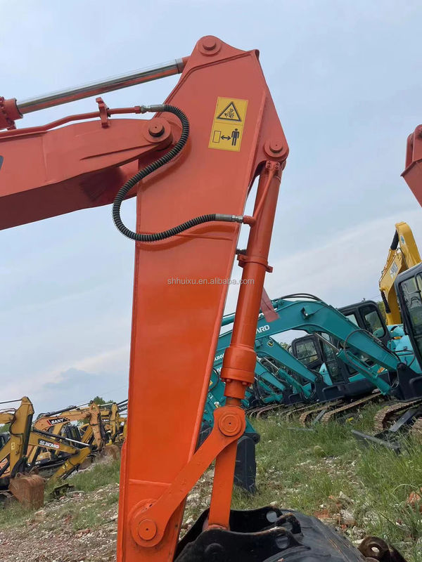 Excavateur à roues neuves de seconde main DOOSAN DH150W-7 Excavateur à quatre roues d'occasion