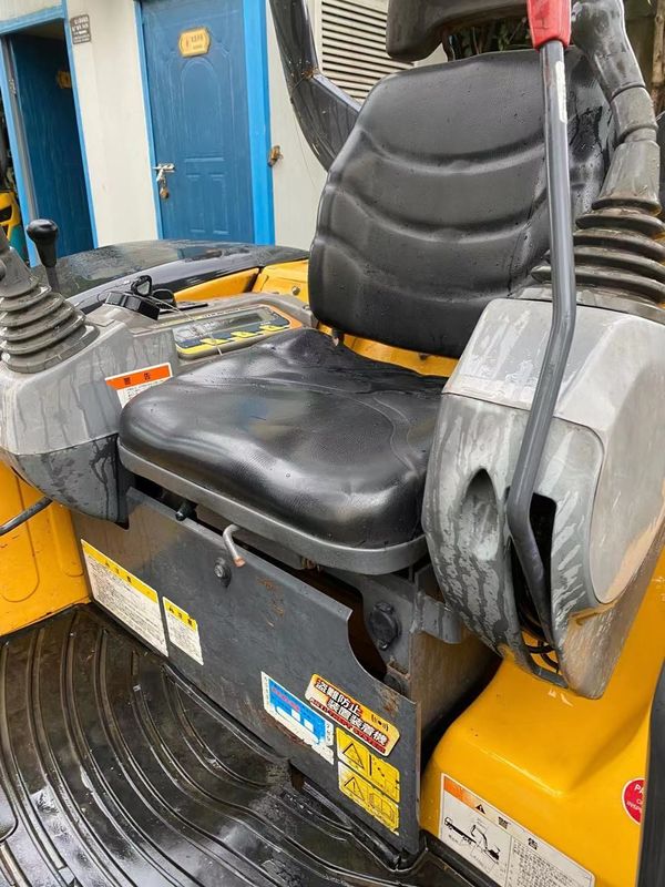 Excavateur à rampe utilisée KUBOTA U-30/ moteur japonais d'occasion KUBOTA U-30