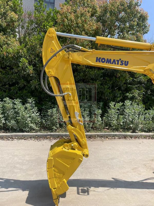 Mini-excavateur d'occasion Komatsu PC35 avec cabine petit creuseur d'occasion machines mini-excavateur d'occasion creuseur d'occasion à vendre
