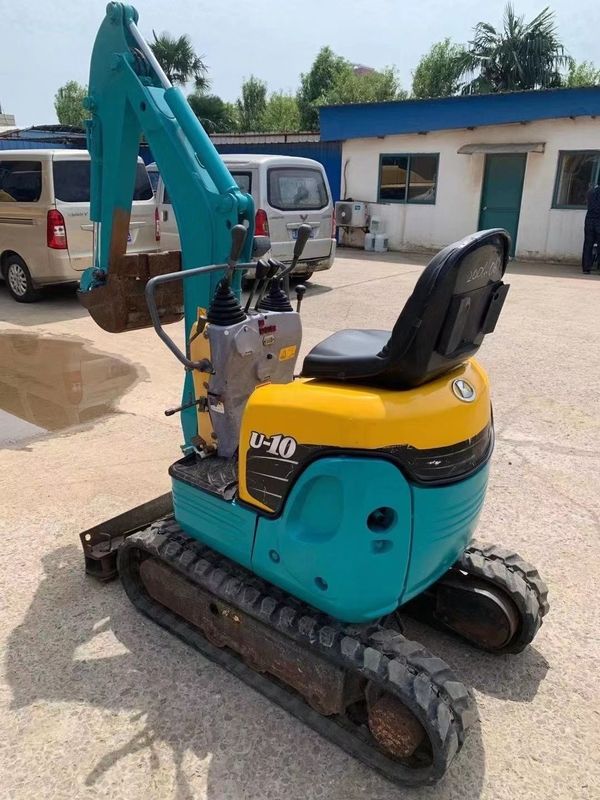 Mini-excavateur d'occasion avec de longues heures de travail et des prix bas à vendre à chaud 1tonne KUBOTA U10 Excavateur à rampe