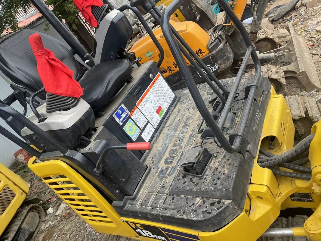 Mini-excavateur d'occasion Komatsu PC18 petit creuseur d'occasion machines mini-excavateur d'occasion creuseur d'occasion à vendre