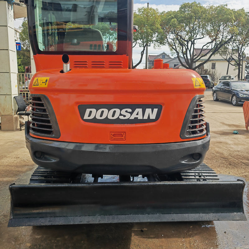 5.7 Tonnes Doosan DX 60 Dh60 Excavateur d'occasion Excavateur à rampe d'occasion