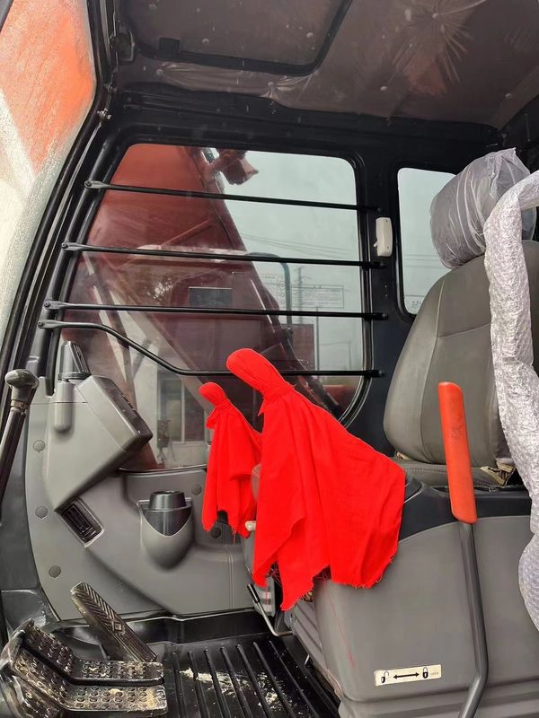 Excavateur d'occasion Hitachi 130 excavateur de machines d'occasion 13 tonnes usines d'excavation de seconde main machine Hitachi