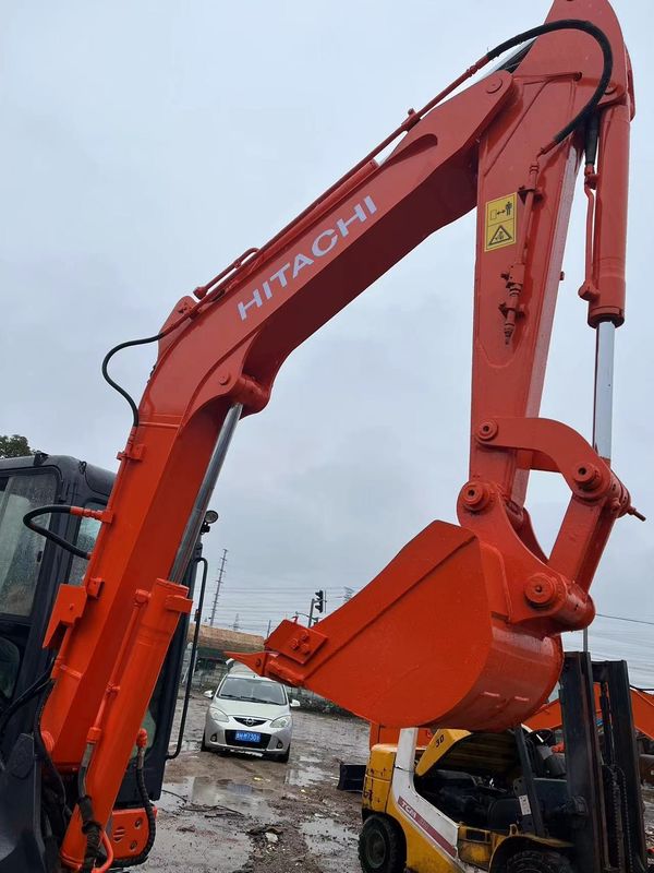 Mini-excavateur d'occasion Hitachi 50U mini-excavateur de petite machine d'occasion de 5 tonnes mini-excavateurs d'occasion à bande de caoutchouc