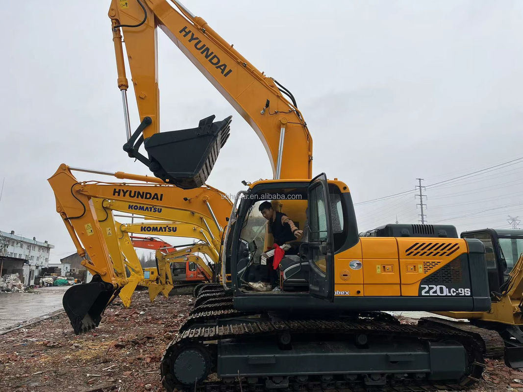 Machines de construction utilisées Excavateur hydraulique Hyundai 225-9 Marque Corée