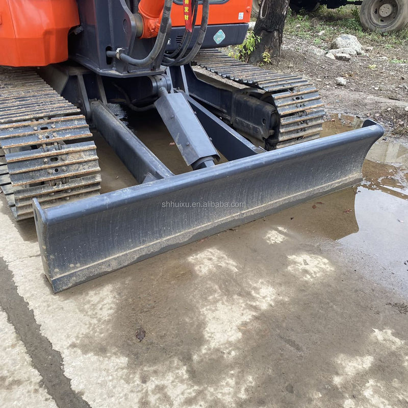 Une mini excavatrice de 8 tonnes utilisée Kubota kx165 kx185-3 est à vendre
