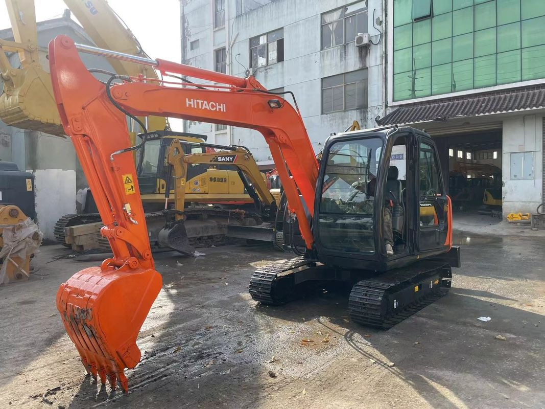 90%NOUVEAU Excavateur d'occasion Hitachi ZX60 mini excavateur de 6 tonnes excavateur d'occasion au Japon
