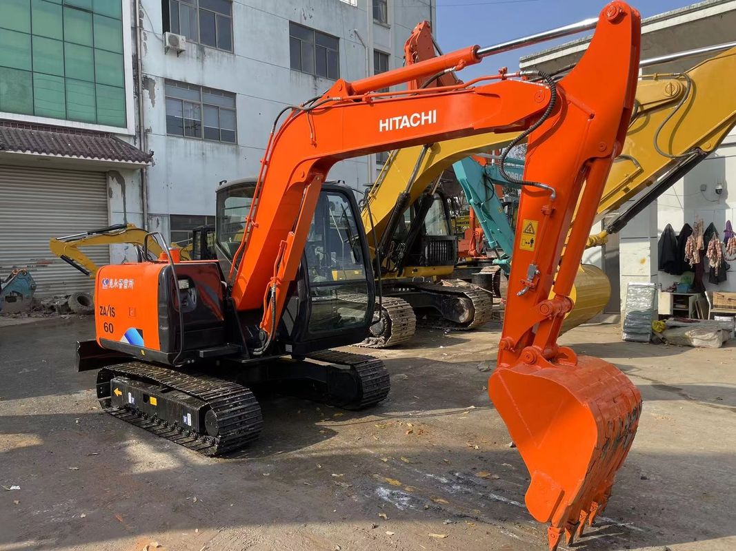 Vente de machines de type Hitachi de qualité professionnelle utilisées zx60 mini-pelles de 6 tonnes