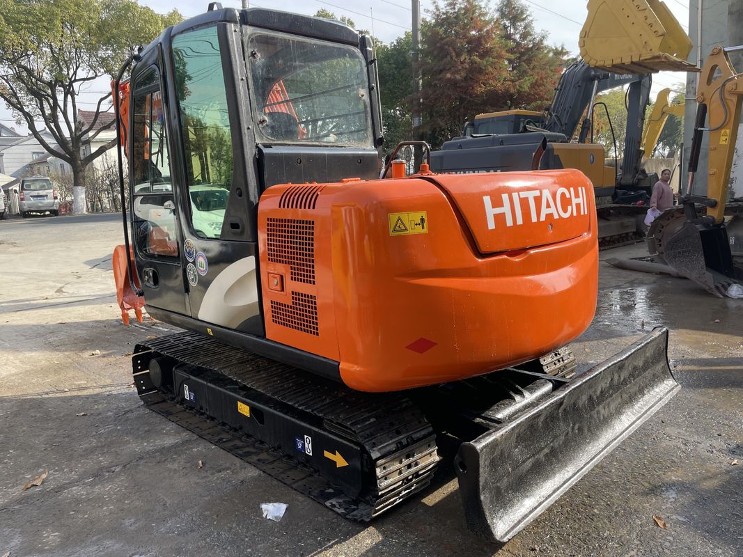 Vente de machines de type Hitachi de qualité professionnelle utilisées zx60 mini-pelles de 6 tonnes