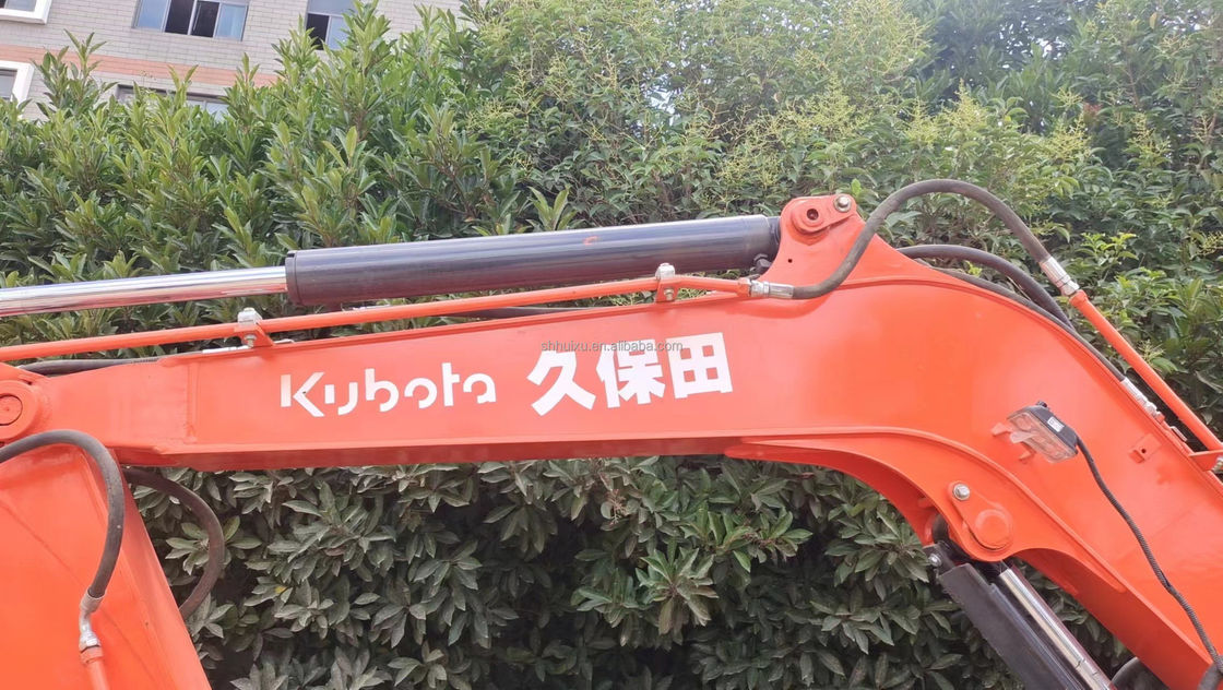 Temps de travail réduit Excavatrice hydraulique d'occasion Kubota Kx135-5 Excavatrice d'occasion Prix de l'excavatrice pratique