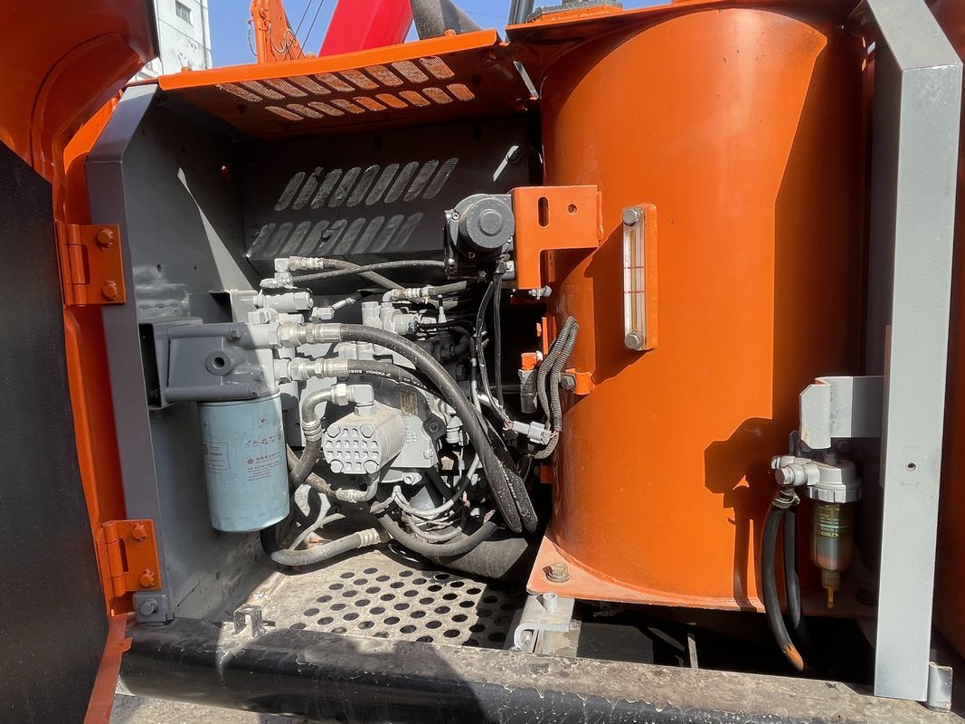 machine d'occasion machine d'excavation utilisée HITACHI 120 à bas prix à vendre