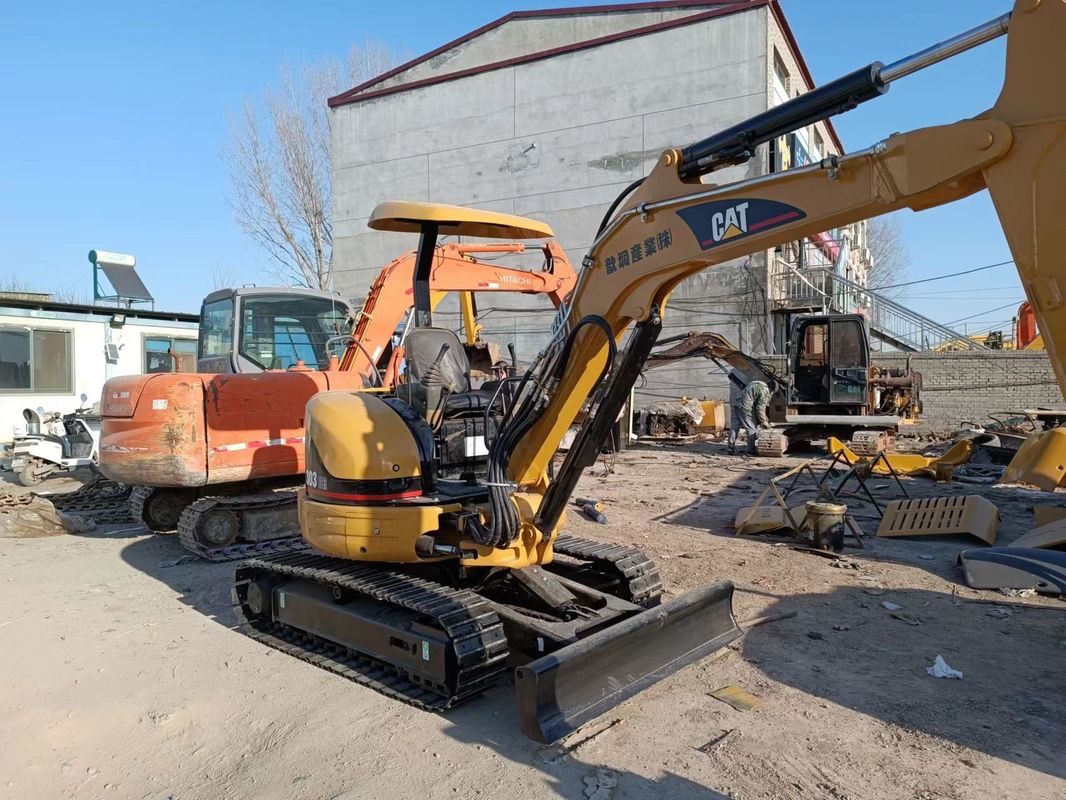 Excavateur à pied d'occasion CAT303 sans cabine de conduite mini-excavateurs à vendre mini-excavateurs d'occasion ventes