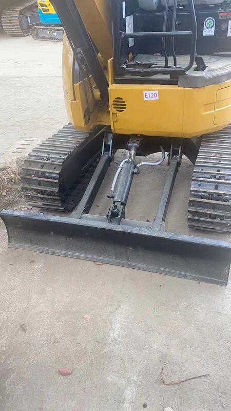 Excavateur à pied d'occasion CAT302.5 sans cabine de conduite mini-excavateurs d'occasion à vendre mini-excavateurs d'occasion ventes
