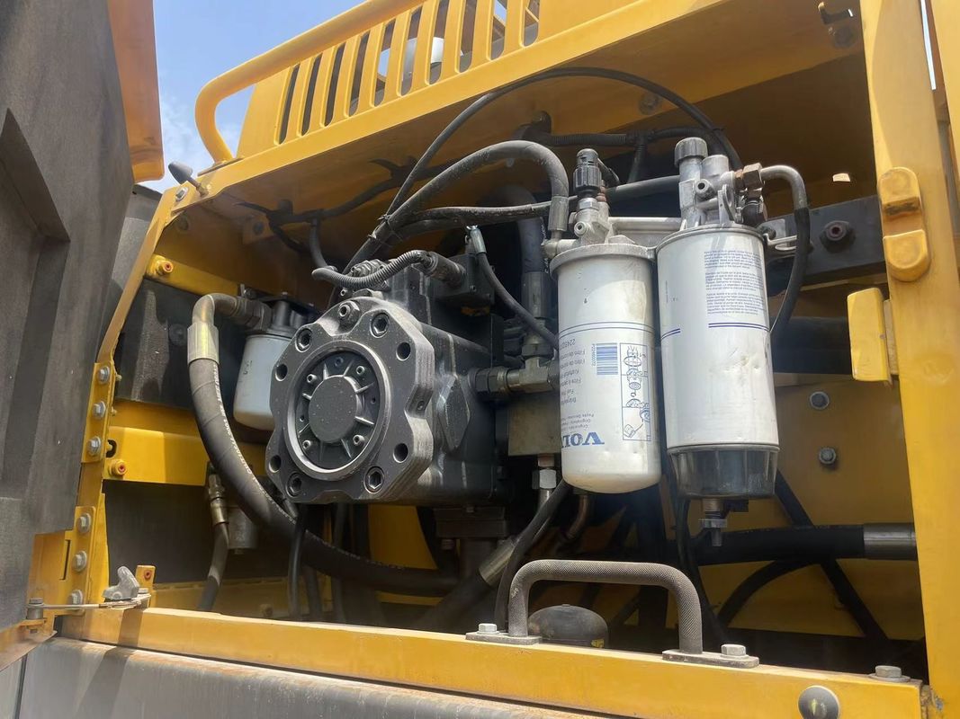 Excavateur d'occasion VOLVO EC480/Suisse Machinerie d'origine équipement lourd machines d'occasion machine 48T