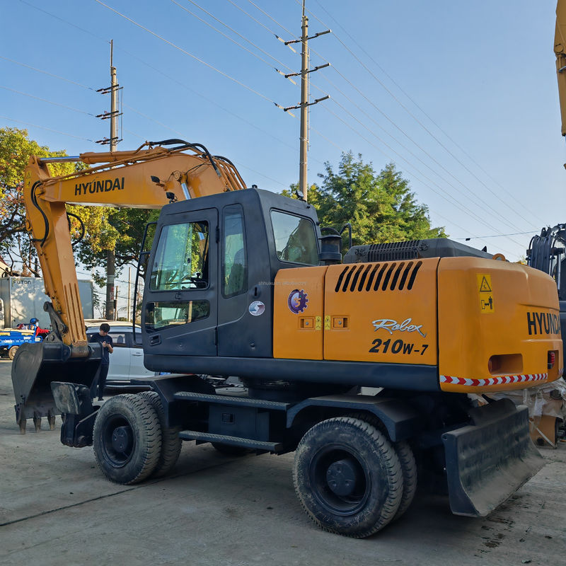 2.1m3 Capacité du seau Excavateur à roues d'occasion Hyundai 210 7 Excavateur d'occasion