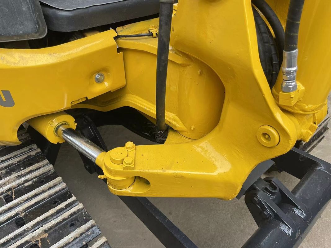 Excavateur d'occasion Komatsu PC35mr PC200 PC40 Excavateur d'occasion pc 35 mini excavateur de 3 tonnes de conception machine japonaise d'occasion