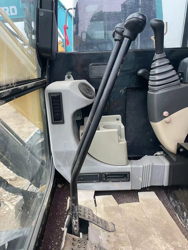 Excavateur d'occasion CAT305.5 excavateur d'occasion machines d'occasion 5,5 tonnes excavateur de chat excavateur d'occasion cat3055