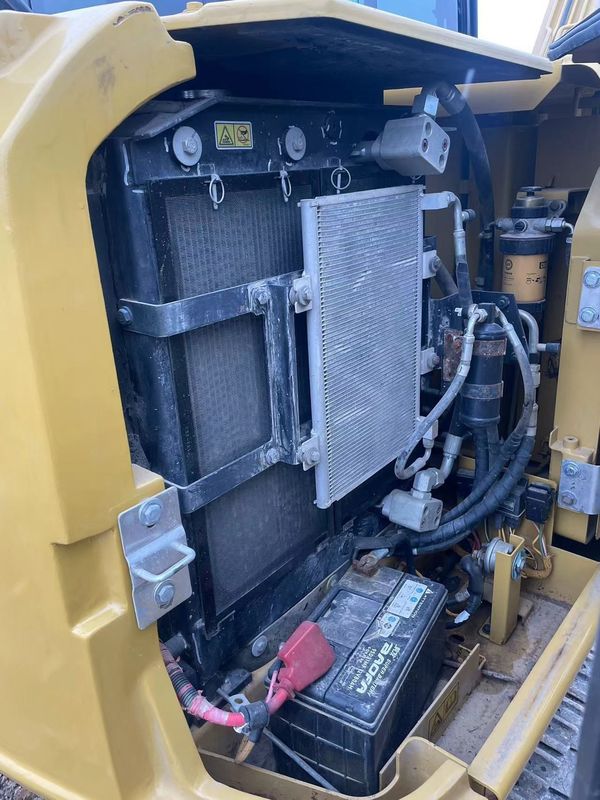 Excavateur pour chats d'occasion CAT305.5 excavateur pour chats d'occasion Machines d'occasion de 5,5 tonnes prix de l'excavateur pour chats d'occasion