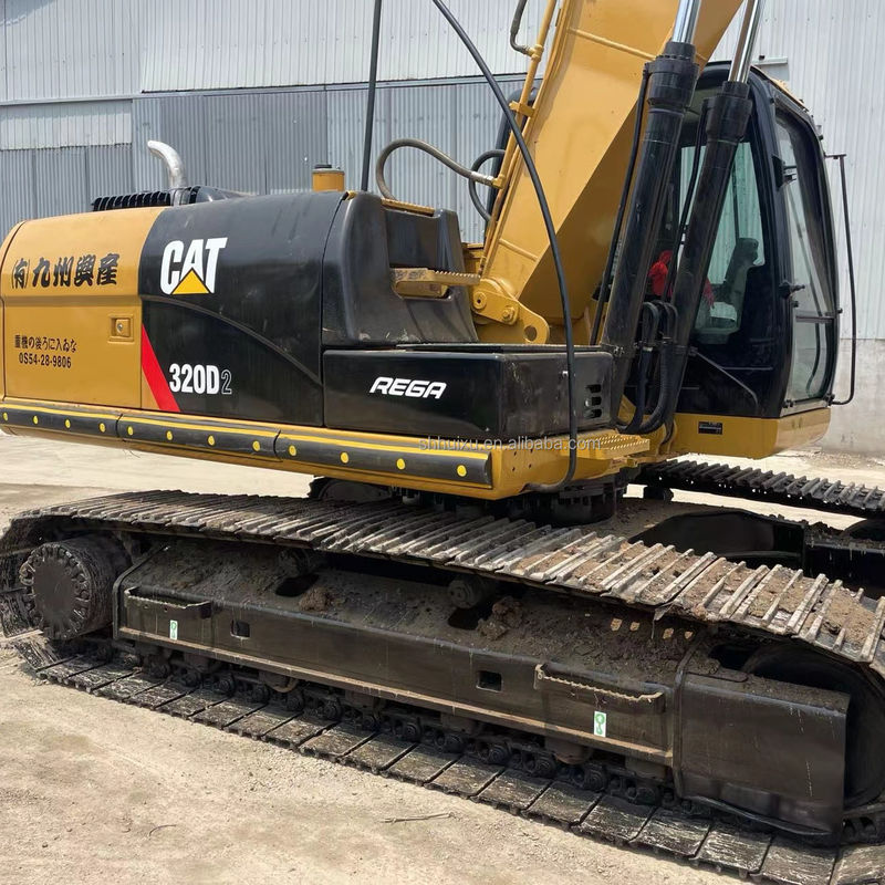 Excavateur d'occasion chat chenille 320D.