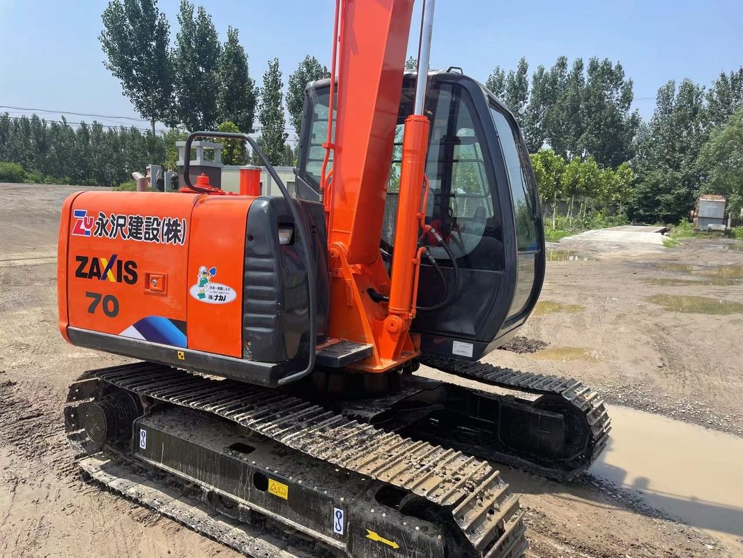 Hitachi Zx70 Excavatrice utilisée Hitachi 7 tonnes Excavatrice utilisée à rampe 0,33m3