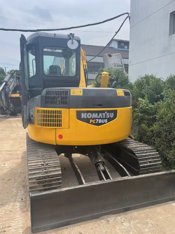 Excavateur d'occasion KomatsoPC70-8 Machine/ rouleau d'occasion type KomatsoPC70-8 produit à vendre à chaud