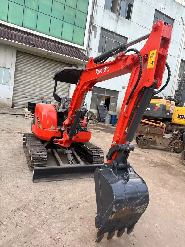 0.15m3 Seau Rouge Mini Excavateur d'occasion Kubota U35 Mini Excavateur d'occasion