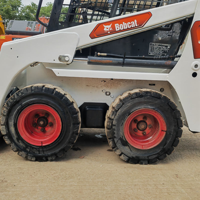 Chargeur à manœuvre polyvalent BOBCAT S70 Doosan Bobcat 1 tonne Mini chargeurs d'occasion
