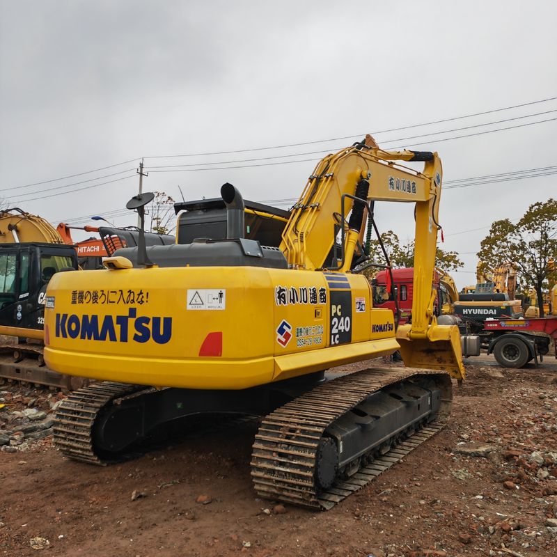Une excavatrice de seconde main KOMATSU240-8LC de haute qualité CAVATOR KOMATSU PC240-8 prix bas en vente