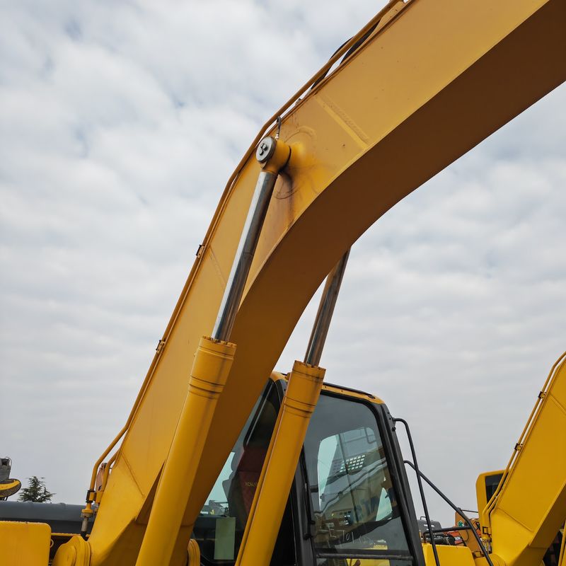 Peinture originale utilisée dans une excavatrice komatsu pc240-8/moteur haute puissance utilisé dans une excavatrice komatsu pc240-8