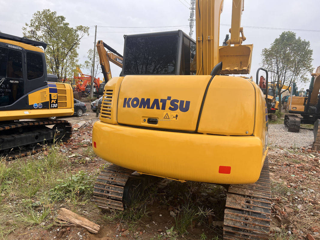 machine à creuser moyenne avec moteur japonais utilisée komatsu pc130/utilisée komatsu pc130 avec peu d'heures de travail en vente