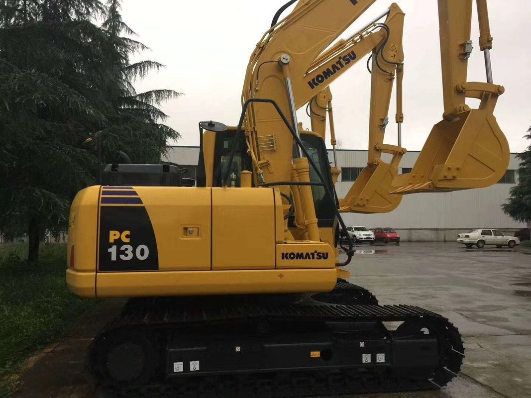 machine à creuser moyenne avec moteur japonais utilisée komatsu pc130/utilisée komatsu pc130 avec peu d'heures de travail en vente