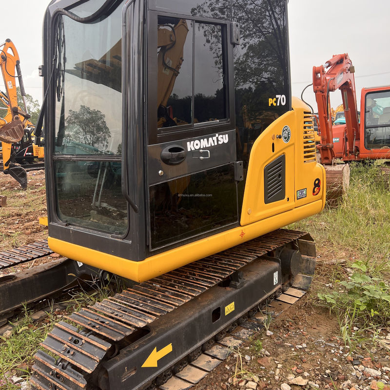Moteur à haute puissance utilisé KOMATSU PC130 À VENIR /Une excavatrice de seconde main de taille moyenne KOMATSU PC130