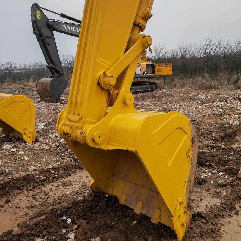 Le meilleur prix de l'excavateur d'occasion Komatsu PC220-8 en vente