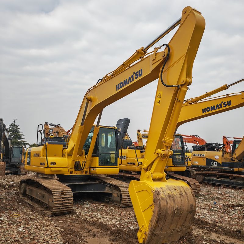 Excavateur d'occasion grande puissance de creusement Komatsu pc 220-8/seconde main utilisée excavateur Komatsu pc220-8 en vente