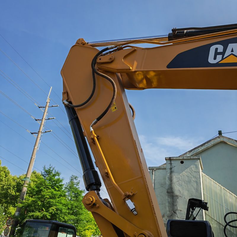 Excavateur d'occasion en bon état CAT323DL 306 308 320D/ bas prix d'occasion Japon Excavateur en stock
