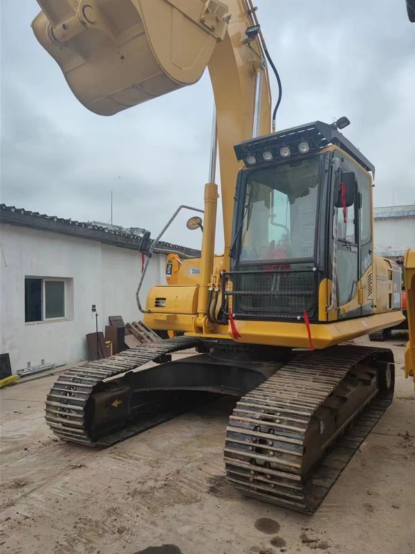 Excavatrice à rampe utilisée utilisée komatsu pc200/bon état avec une puissance élevée excavatrice d'occasion komatsu pc200 à vendre