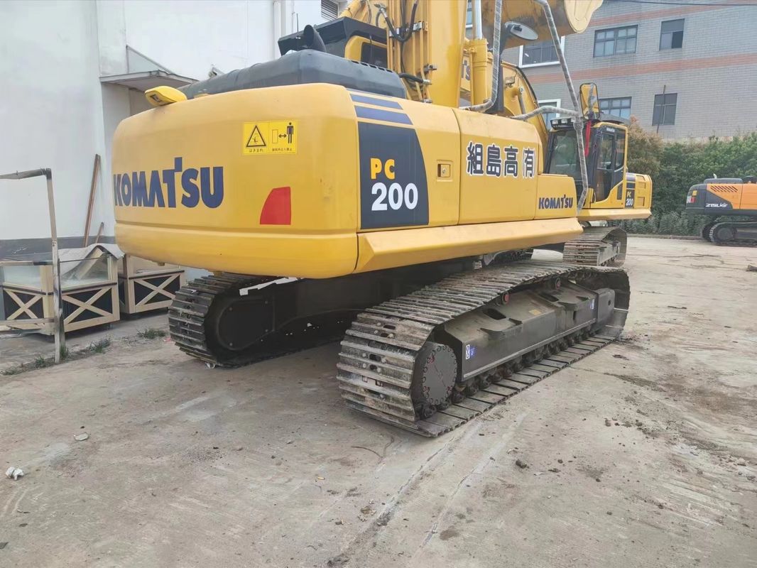 Excavatrice à rampe utilisée utilisée komatsu pc200/bon état avec une puissance élevée excavatrice d'occasion komatsu pc200 à vendre
