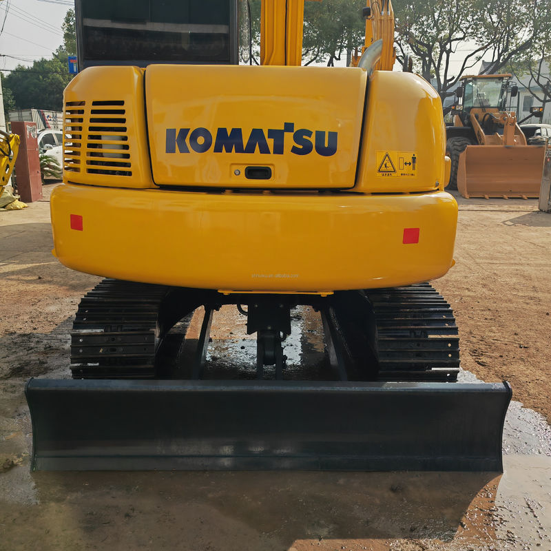 7 Tonnes d'occasion Komatsu Pc70 8 Pc70 d'occasion 8 Komatsu 7000KG 0,3m3 Capacité du seau