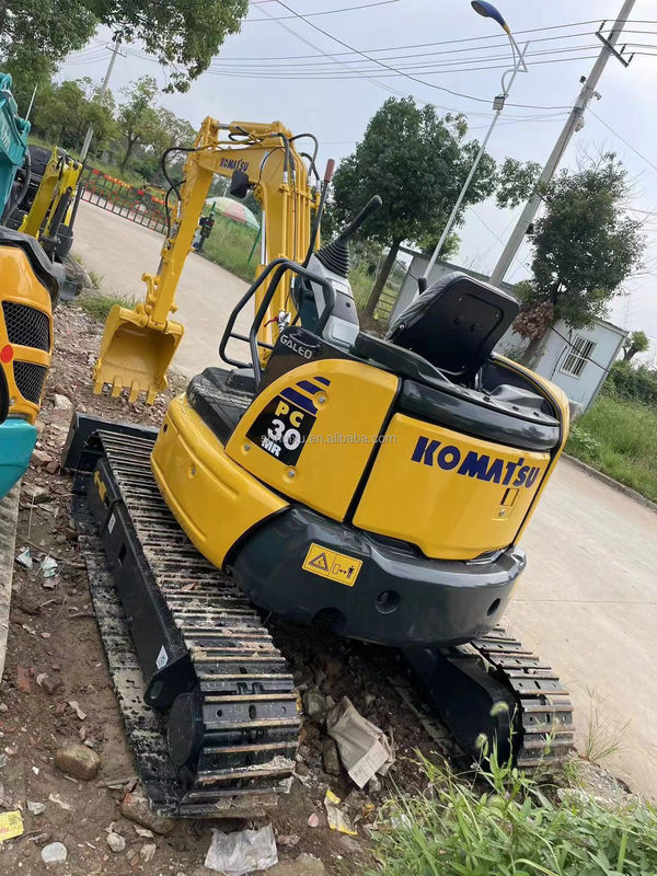 Mini-pelles de marque KOMATSU de 3 tonnes et 4 tonnes utilisées