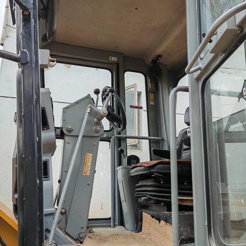 Excavateur usé planteur de terrain Caterpillar CAT140K machine routière de seconde main moteur de tracteur japonais en bon état
