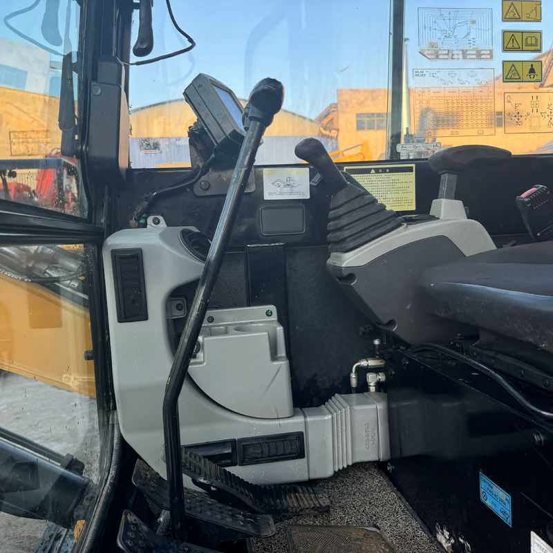 Conforme aux normes d'émission de l'UE utilisés les pelles excavateurs CAT 305.5E2 ont des certificats EPA et CE meilleure qualité meilleur prix