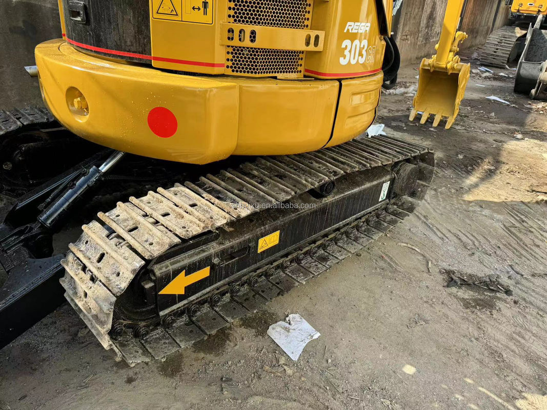 Pratiquement neuf Japon utilisé mini-excavatrice de 3 tonnes CAT303CR utilisé ramper japonais utilisé prix de l'excavatrice à vendre