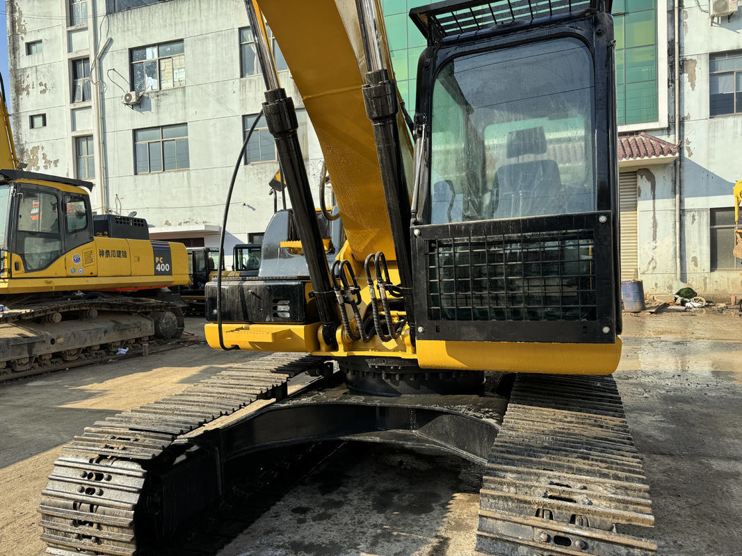 Caterpillar- Excavator Construction hydraulique originale 320d2 Excavator CAT- 320d2 En bon état vendre bon marché une excavatrice à rampe utilisée